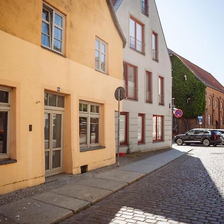 London Buck Apartment Stralsund Bagian luar foto